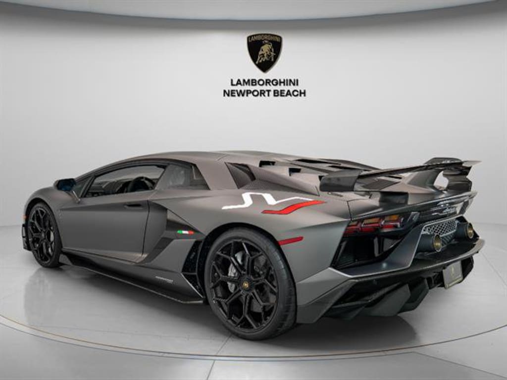 Used 2020 Lamborghini Aventador SVJ Coupe