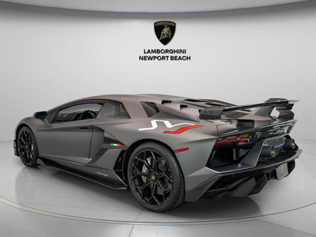 Used 2020 Lamborghini Aventador SVJ Coupe