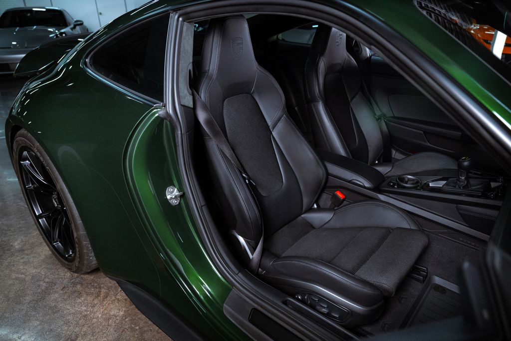 2026 Porsche 911 GT3 - Photo 31