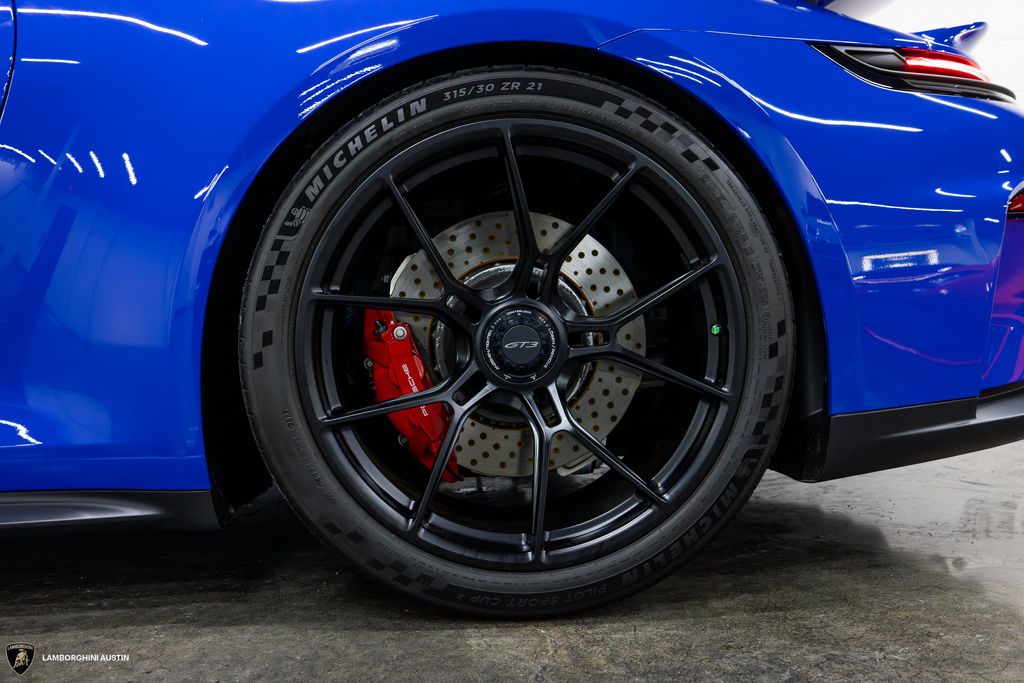 2026 Porsche 911 GT3 - Photo 9