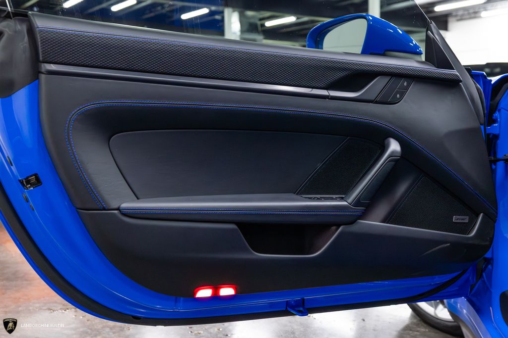 2026 Porsche 911 GT3 - Photo 18