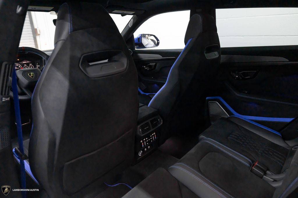 2024 Lamborghini Urus Performante - Photo 32
