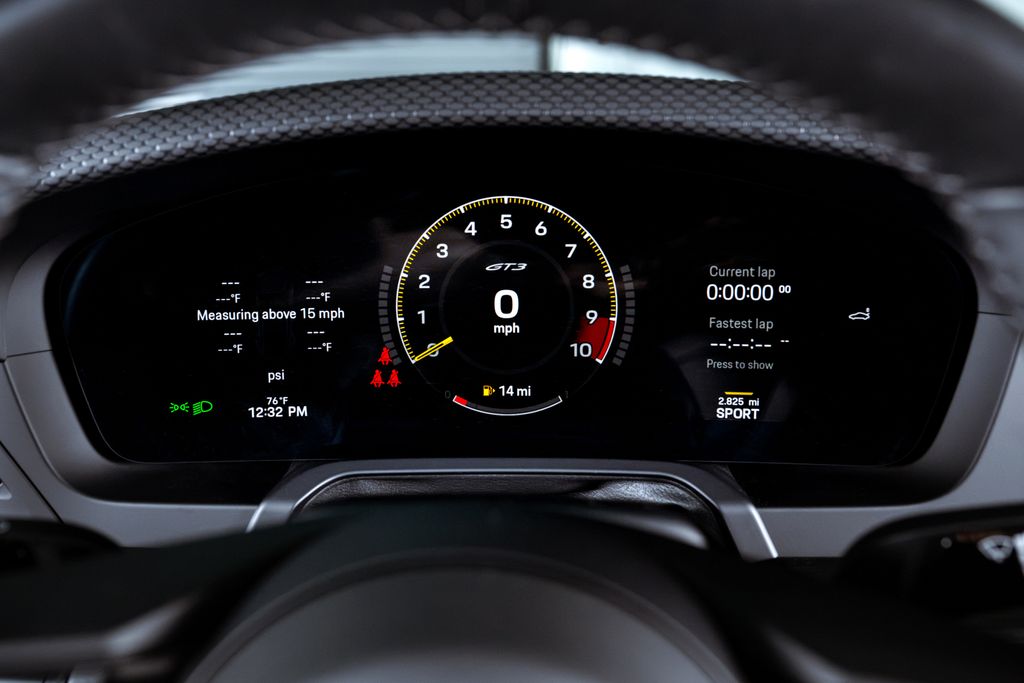2026 Porsche 911 GT3 - Photo 12