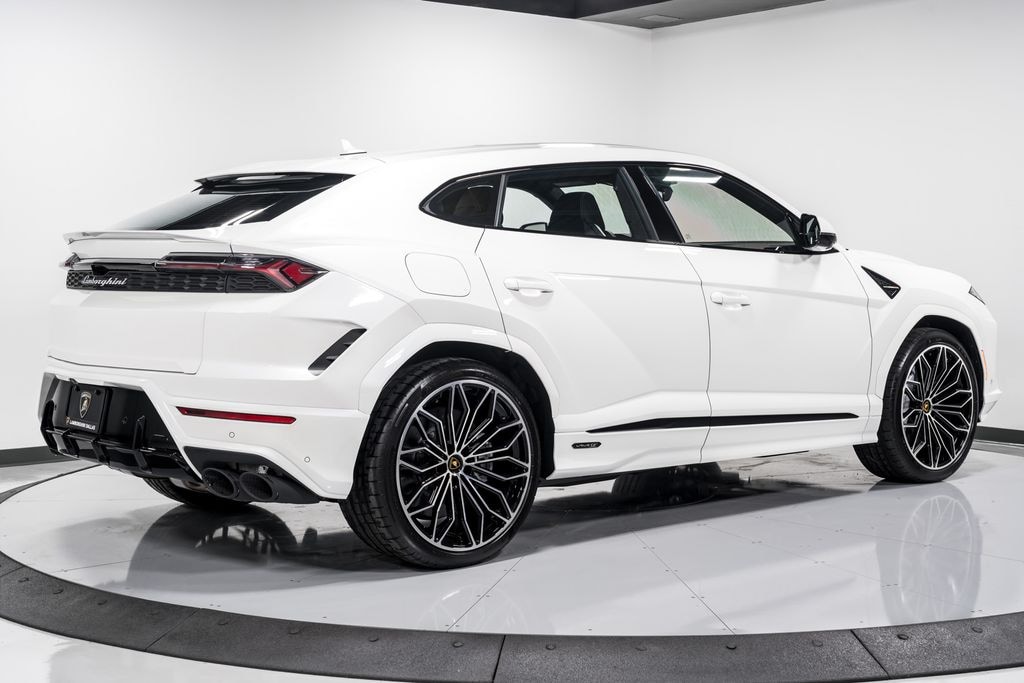 Used 2025 Lamborghini Urus SE SUV