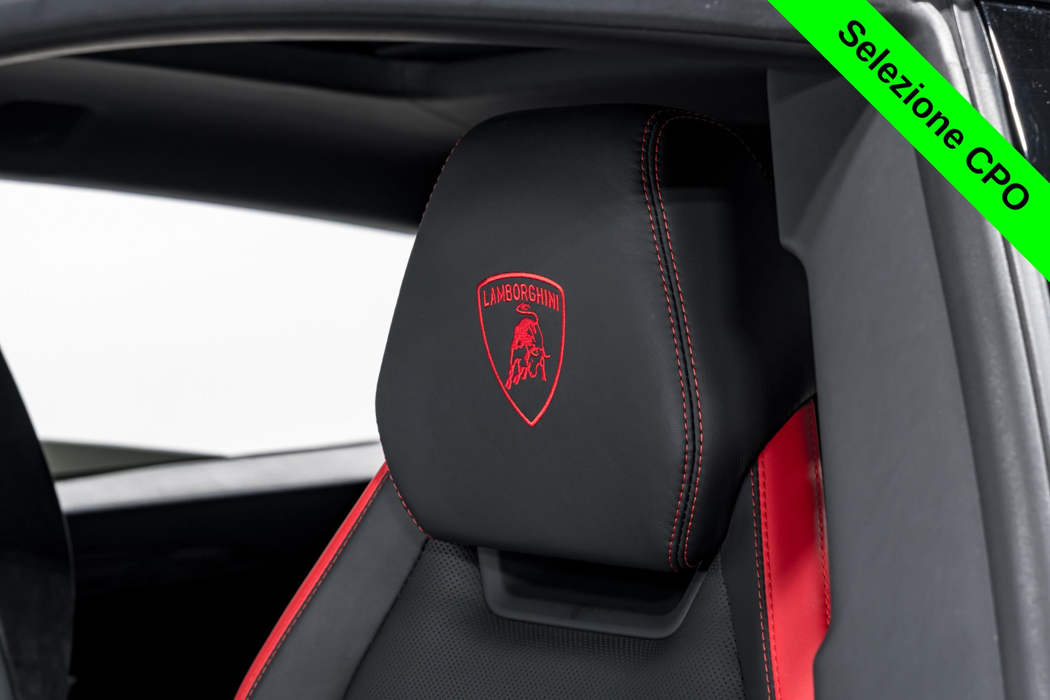 2023 Lamborghini Urus Performante - Photo 22