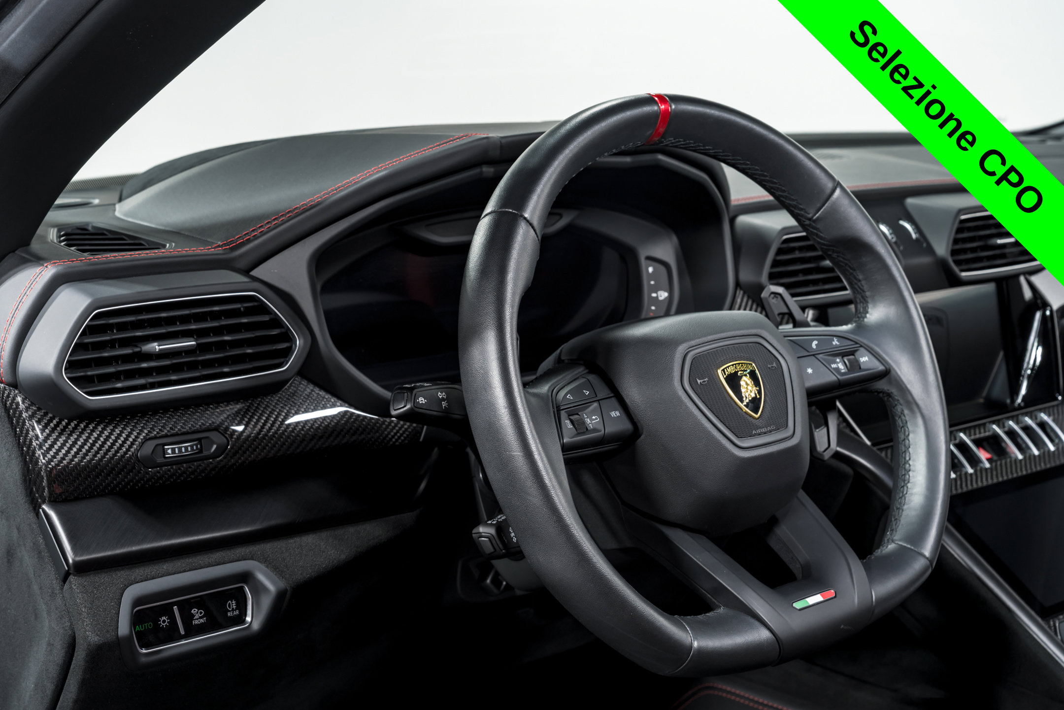 2023 Lamborghini Urus Performante - Photo 15