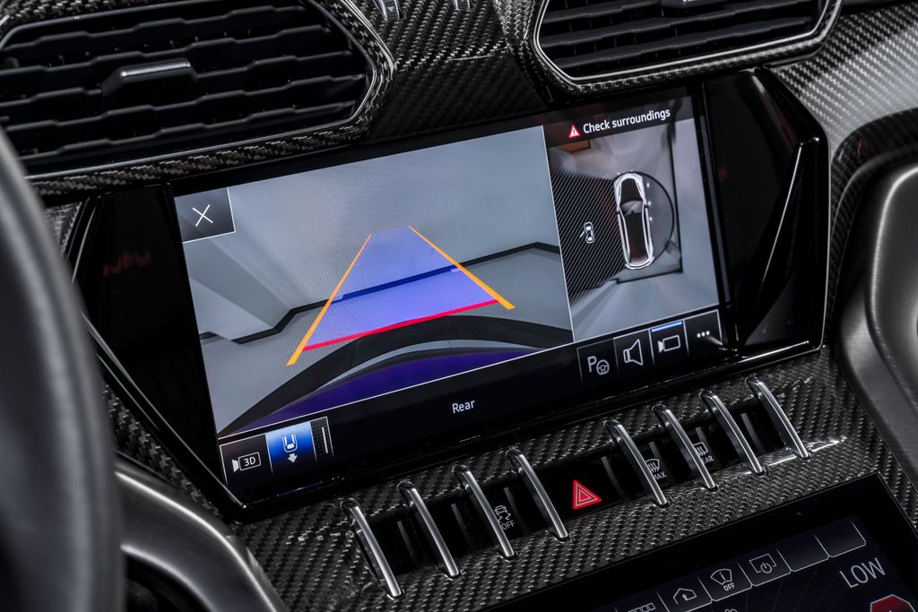 2024 Lamborghini Urus Performante - Photo 27