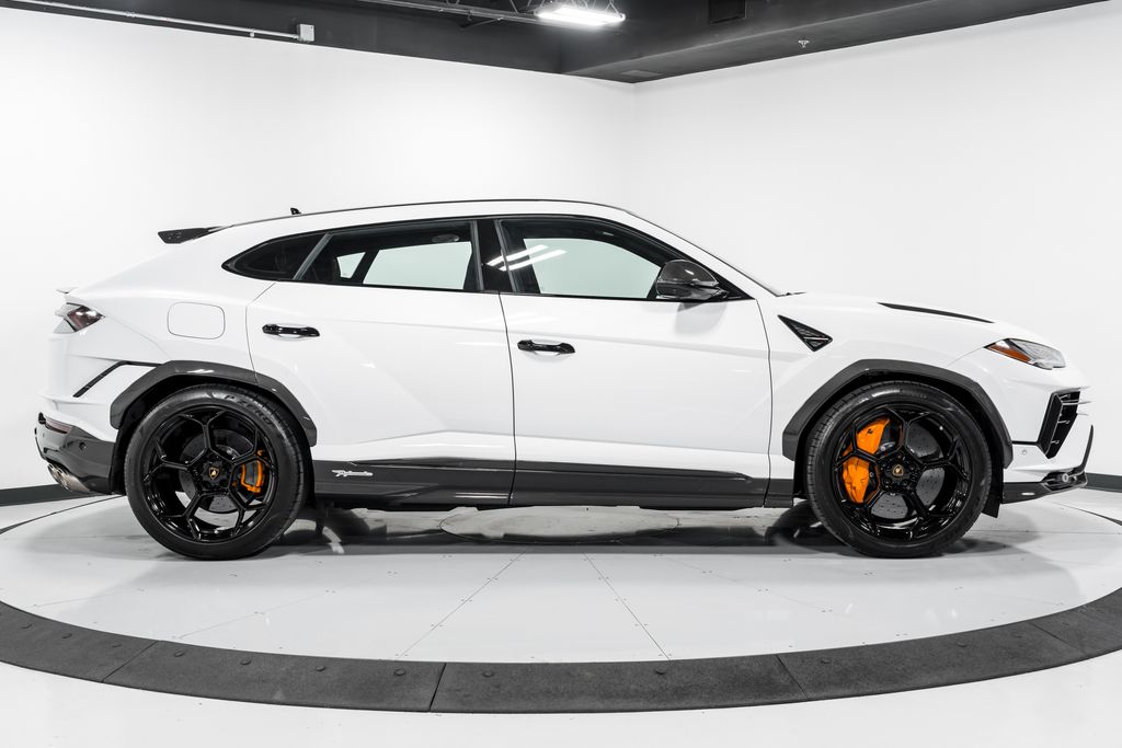 Used 2024 Lamborghini Urus Performante SUV