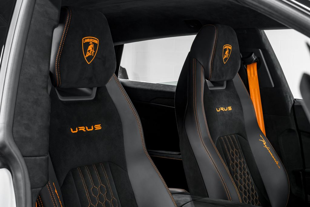 2024 Lamborghini Urus Performante - Photo 40