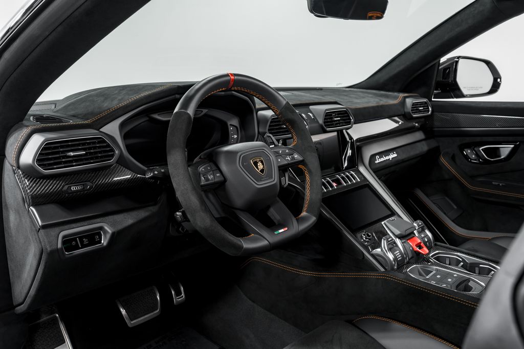 2024 Lamborghini Urus Performante - Photo 12