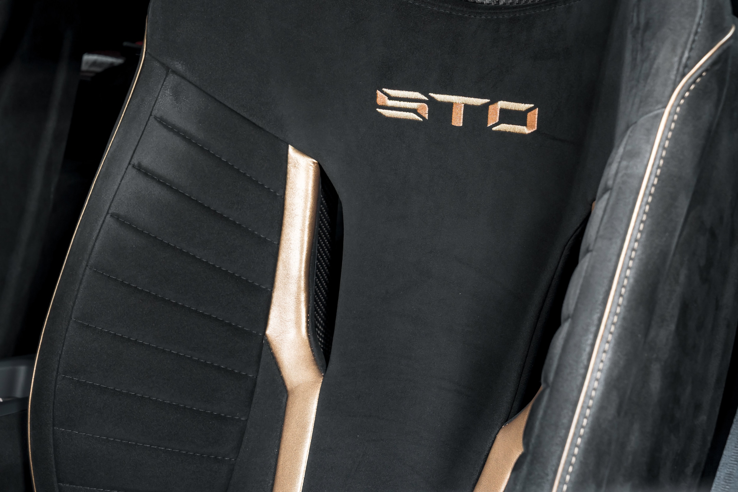 2022 Lamborghini Huracan STO - Photo 17
