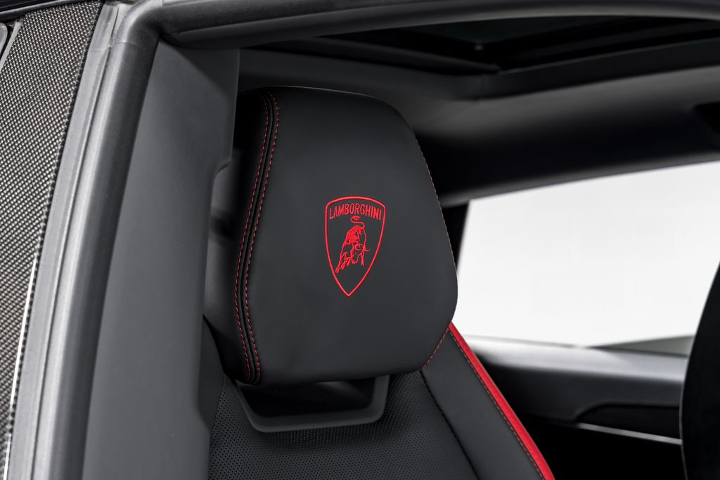 2024 Lamborghini Urus Performante - Photo 41