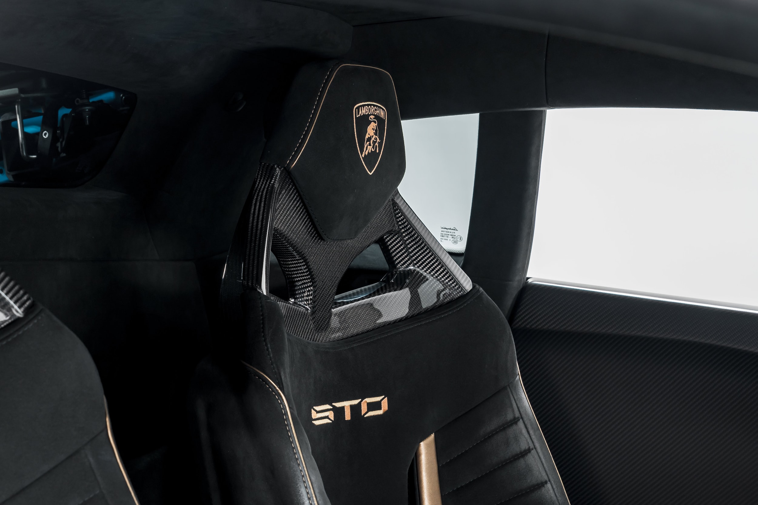 2022 Lamborghini Huracan STO - Photo 30