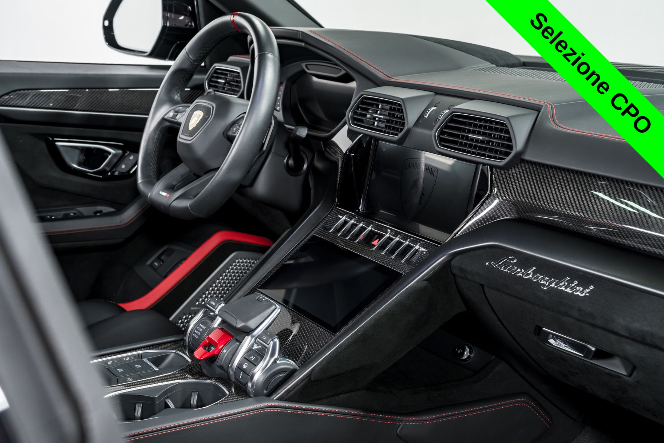 2023 Lamborghini Urus Performante - Photo 39