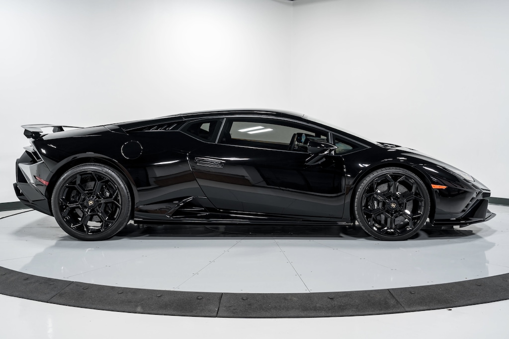 Used 2023 Lamborghini Huracan Tecnica Coupe