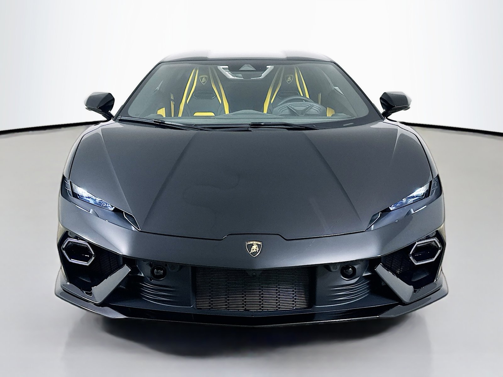 2026 Lamborghini Temerario Base - Photo 2