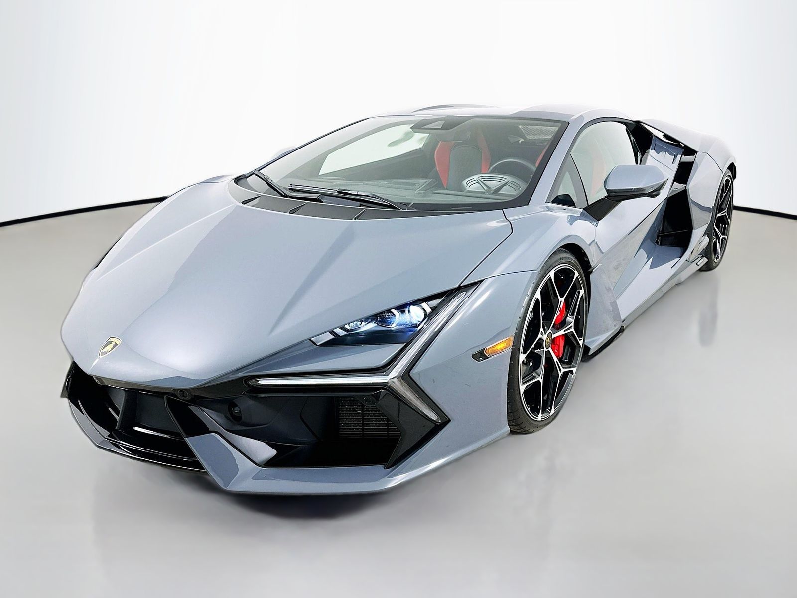 2024 Lamborghini Revuelto