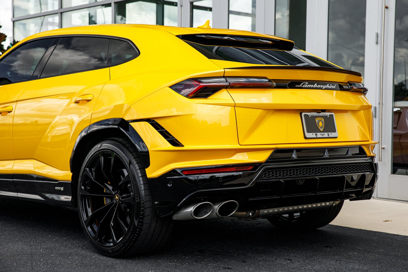 2024 Lamborghini Urus S - Photo 14