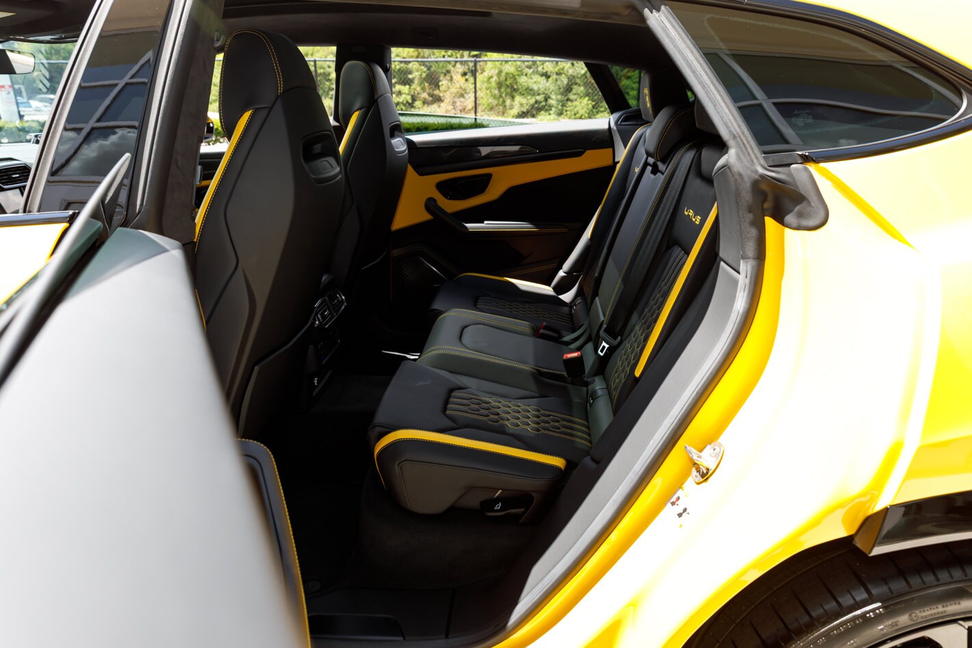 2024 Lamborghini Urus S - Photo 37