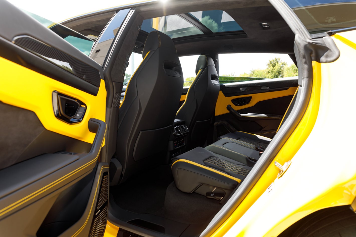 2024 Lamborghini Urus S - Photo 36