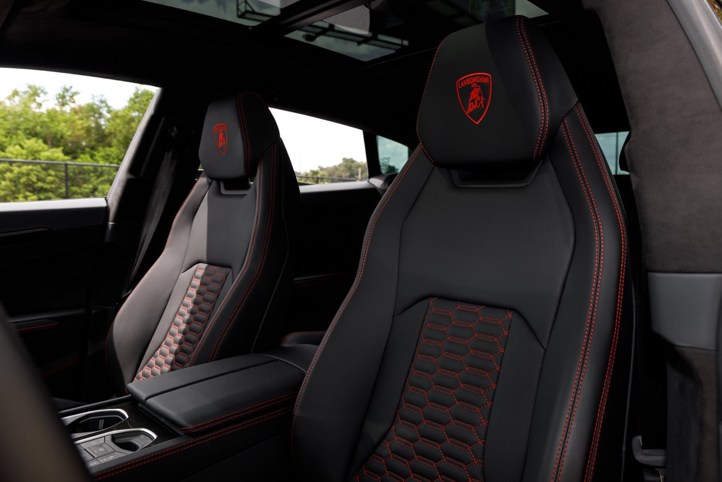 2024 Lamborghini Urus S - Photo 32