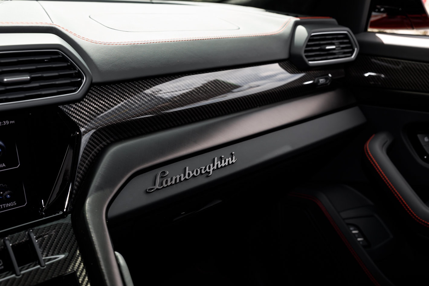 2024 Lamborghini Urus S - Photo 37