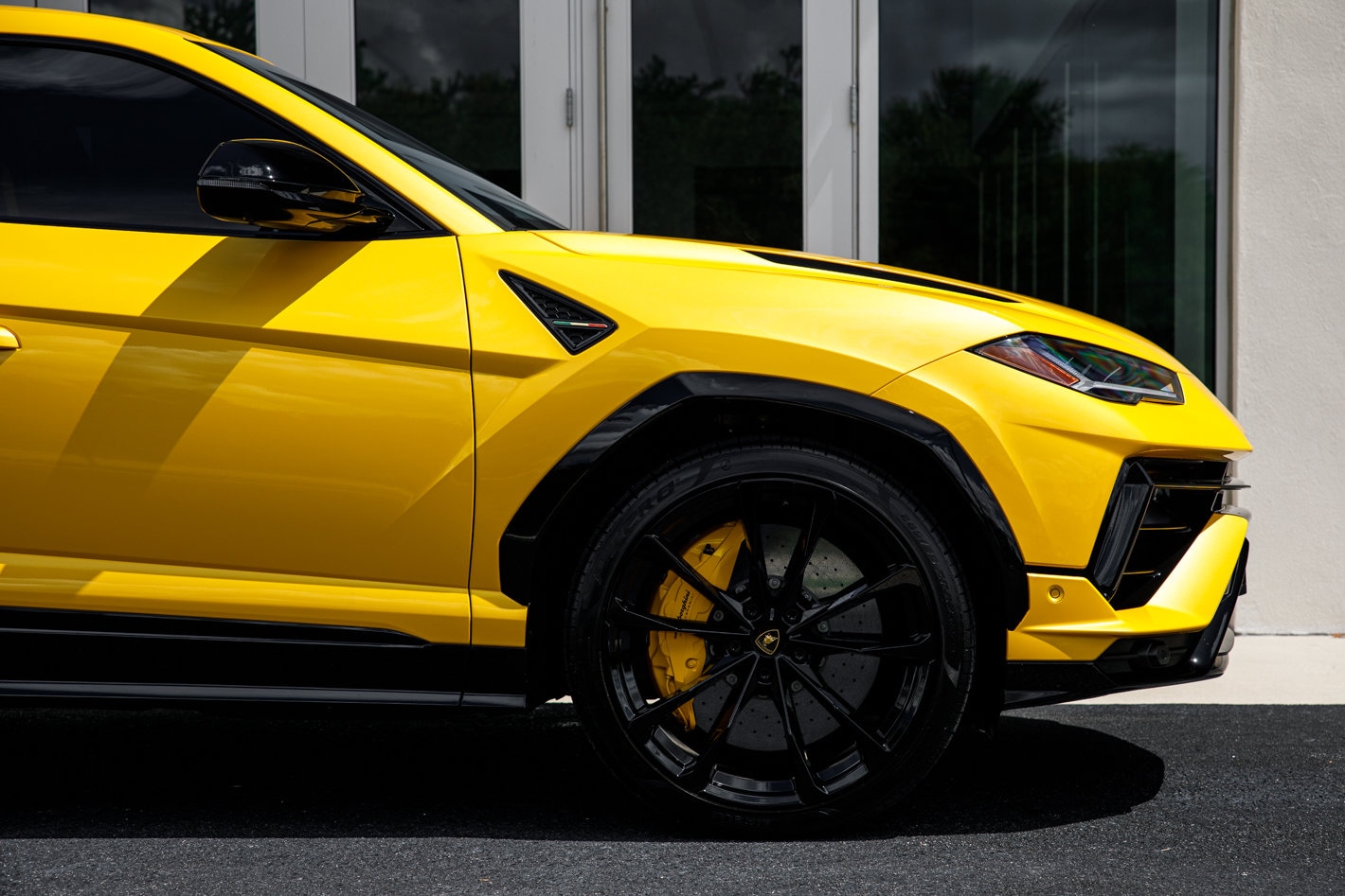 2024 Lamborghini Urus S - Photo 21