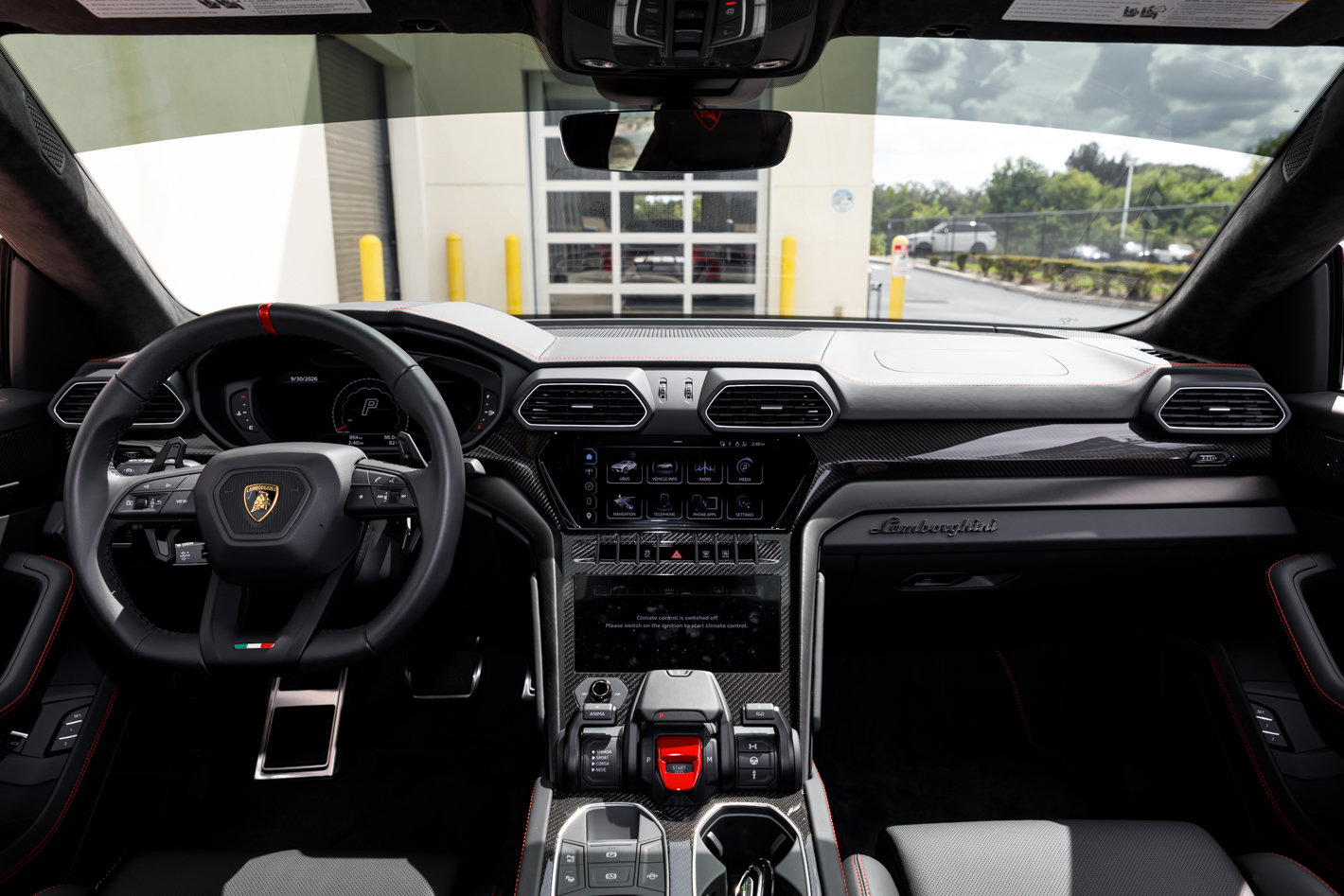 2024 Lamborghini Urus S - Photo 34
