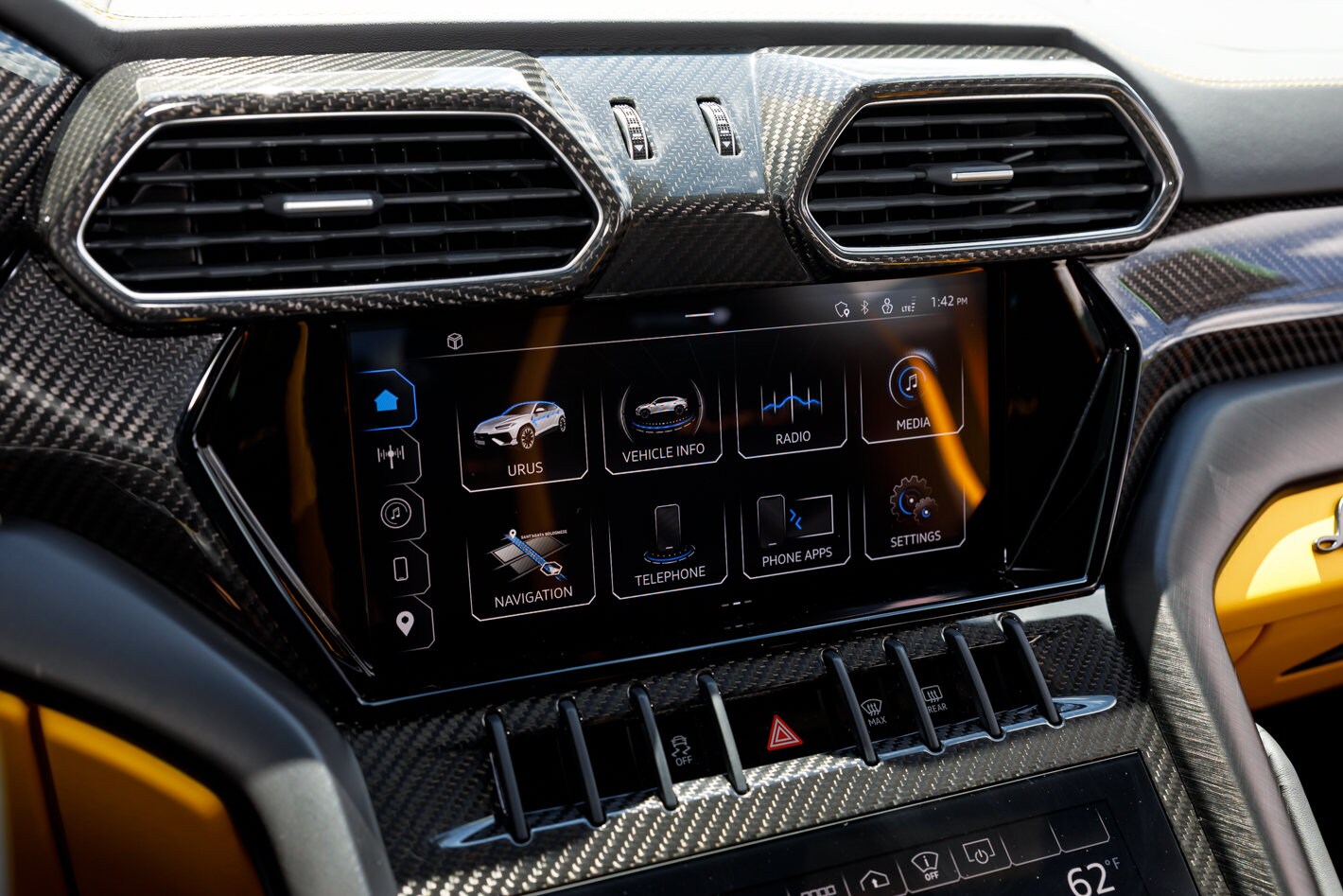 2024 Lamborghini Urus S - Photo 33