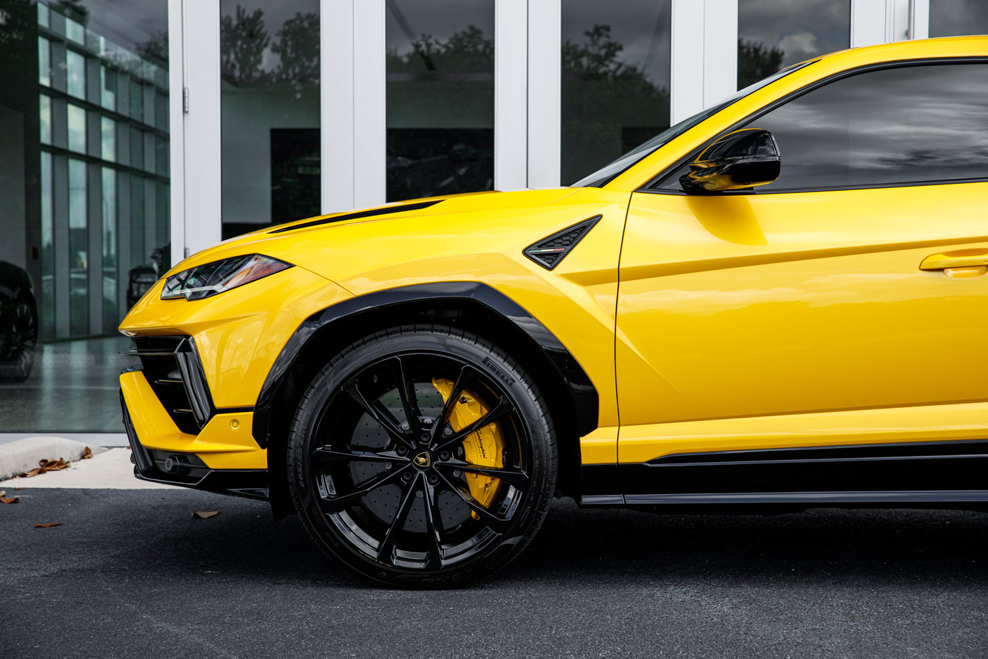2024 Lamborghini Urus S - Photo 10