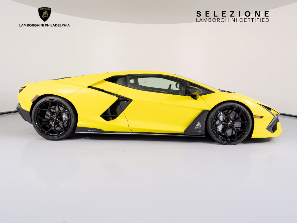 New 2026 Lamborghini Revuelto Base Coupe