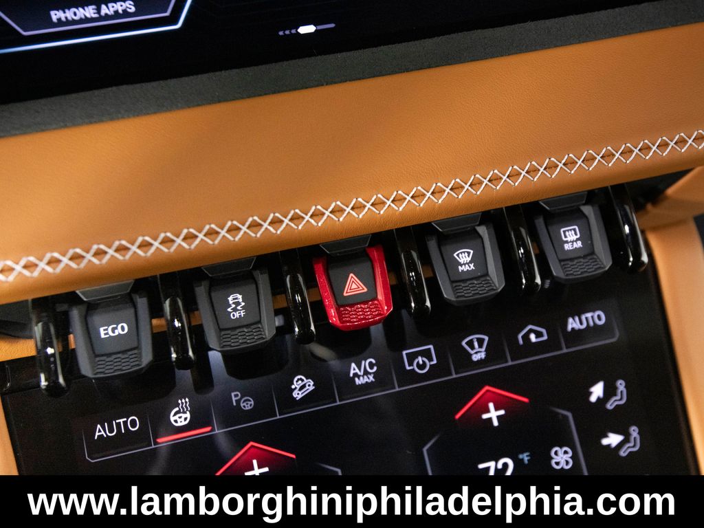 2025 Lamborghini Urus SE - Photo 21