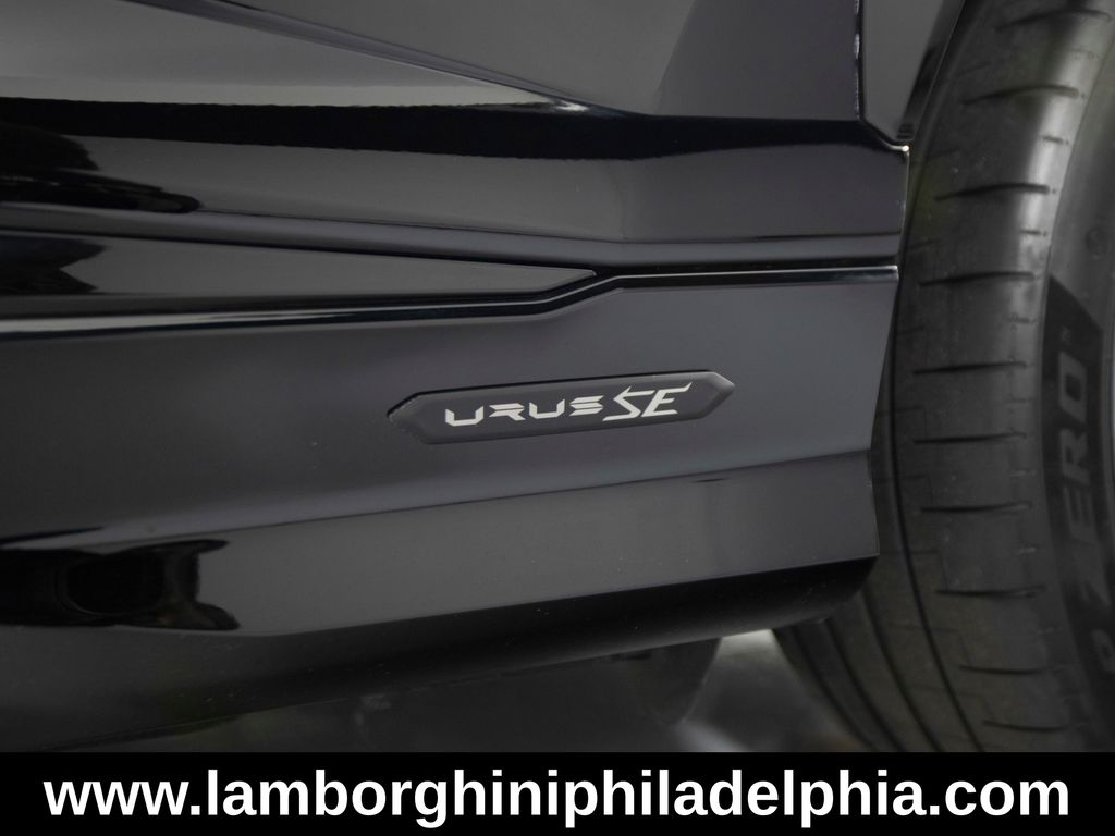 2025 Lamborghini Urus SE - Photo 44
