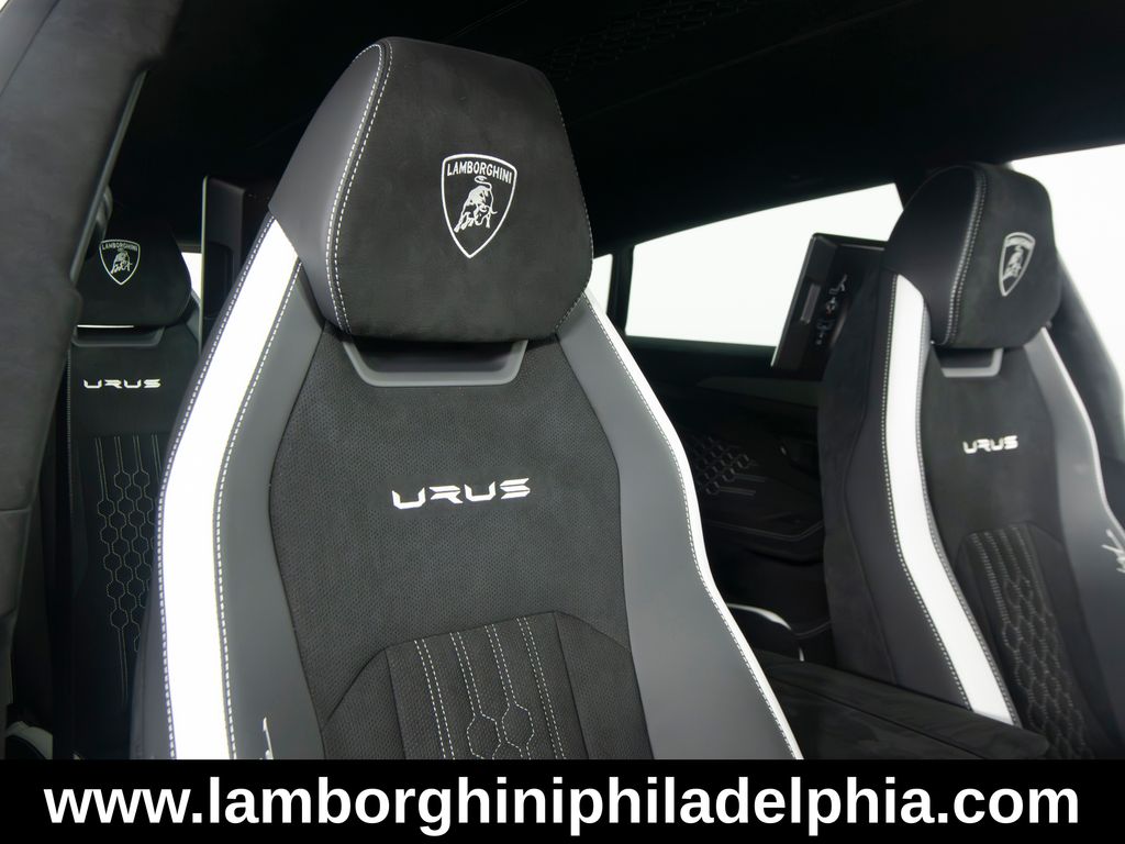 2023 Lamborghini Urus Performante - Photo 42