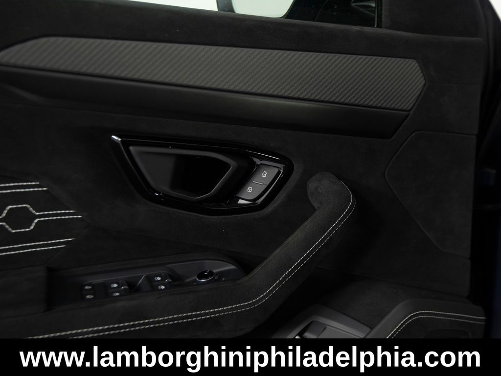 2023 Lamborghini Urus Performante - Photo 13