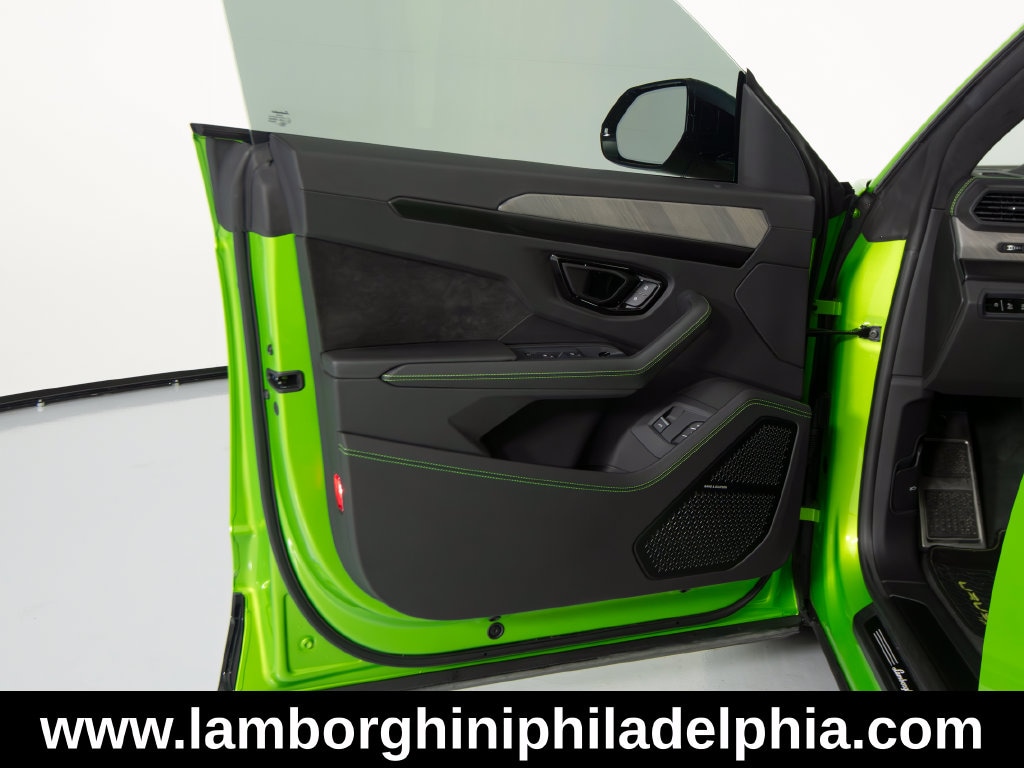 2023 Lamborghini Urus S - Photo 12
