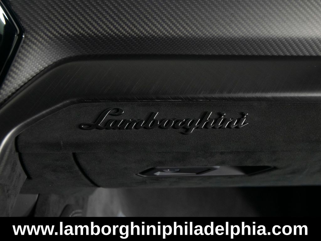 2023 Lamborghini Urus Performante - Photo 38