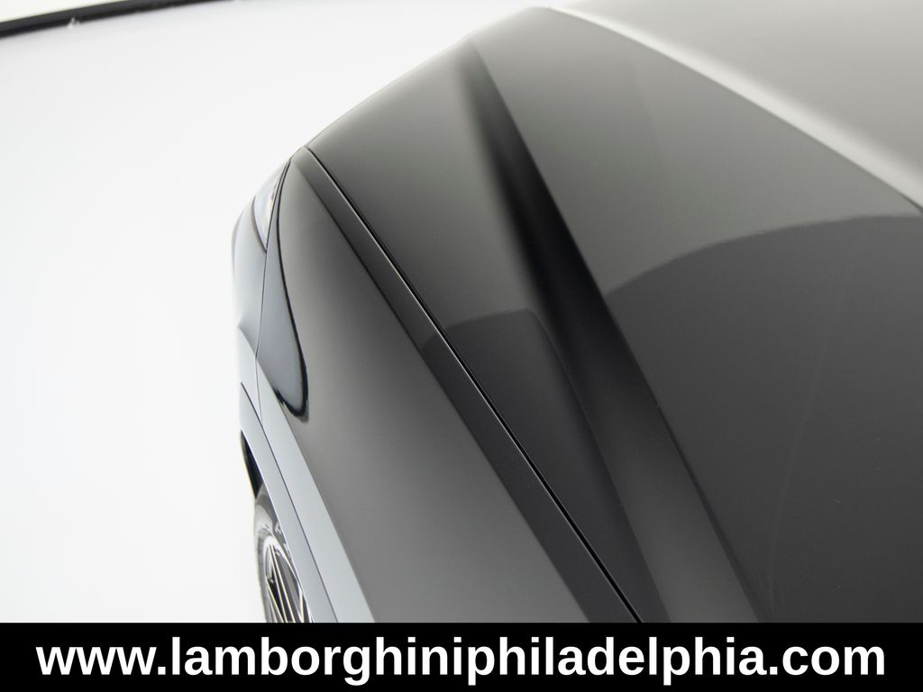 2025 Lamborghini Urus SE - Photo 45