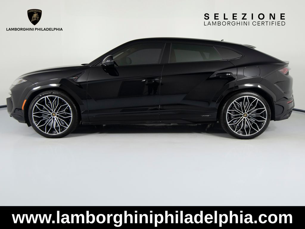 2025 Lamborghini Urus SE - Photo 8