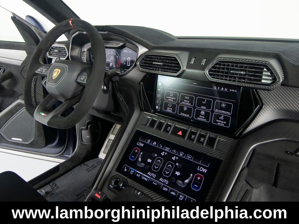 2023 Lamborghini Urus Performante - Photo 35