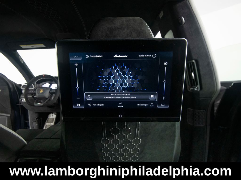 2023 Lamborghini Urus Performante - Photo 40