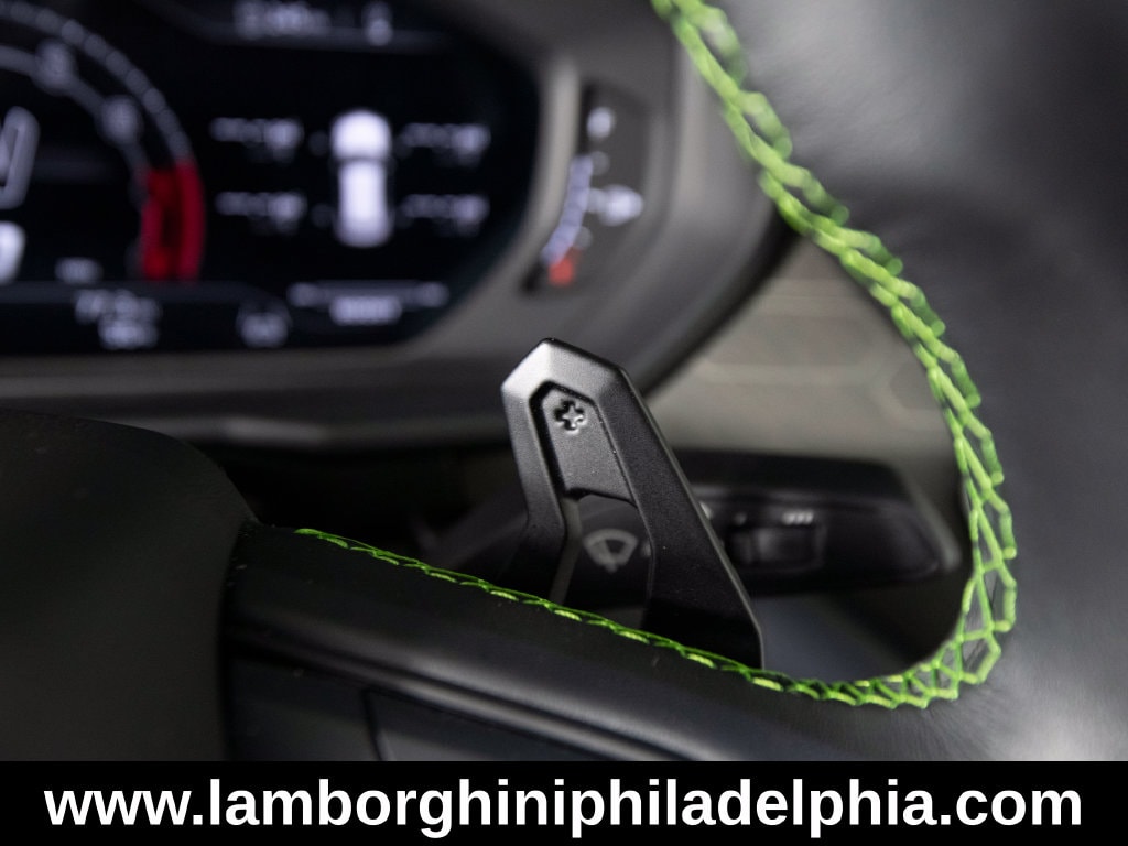 2023 Lamborghini Urus S - Photo 19