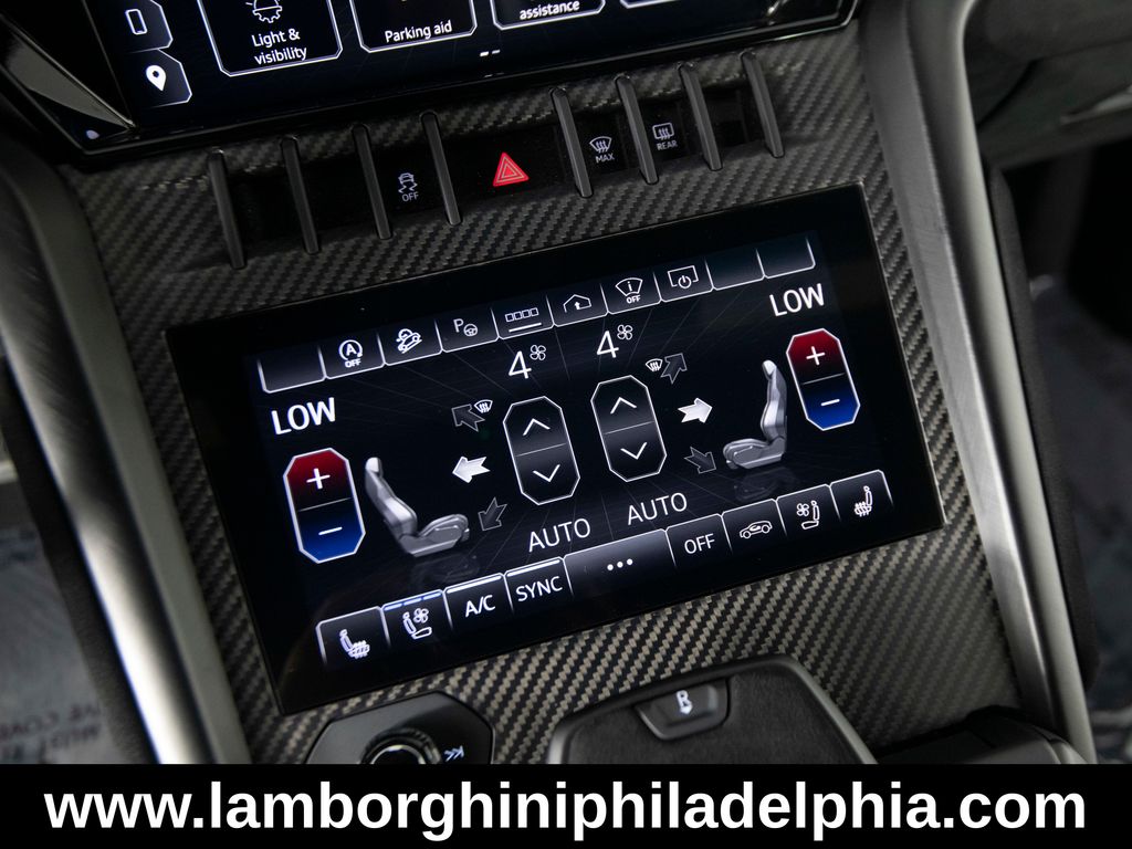 2023 Lamborghini Urus Performante - Photo 27