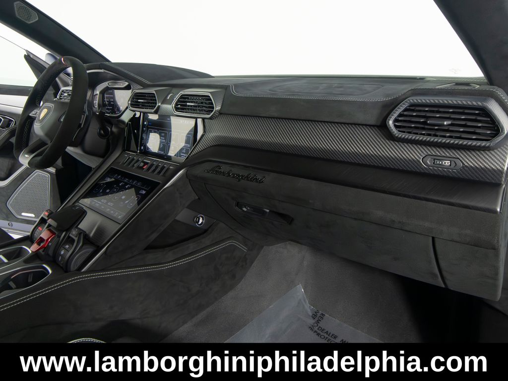 2023 Lamborghini Urus Performante - Photo 34