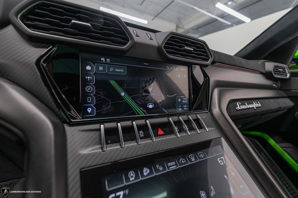 2024 Lamborghini Urus Performante - Photo 44