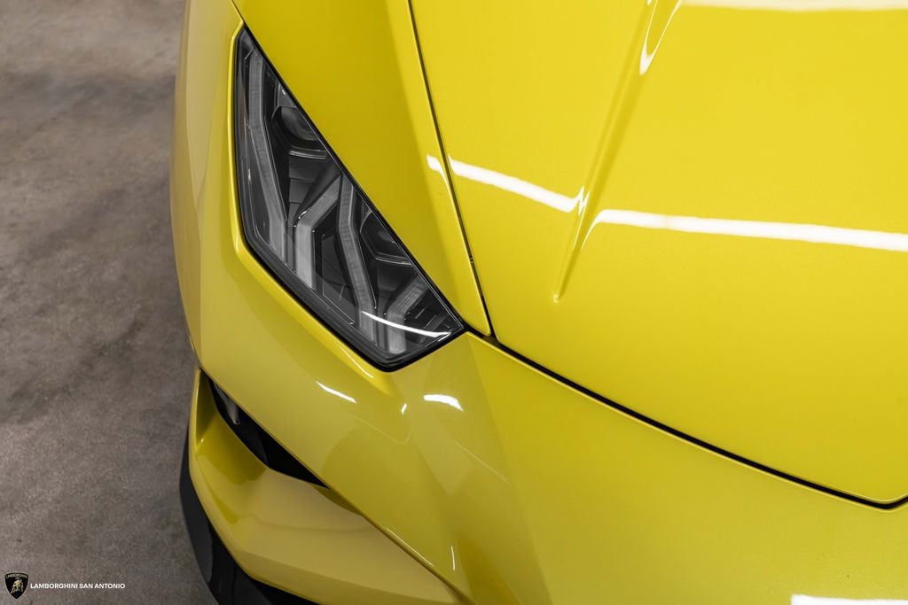 2020 Lamborghini Huracan EVO - Photo 12