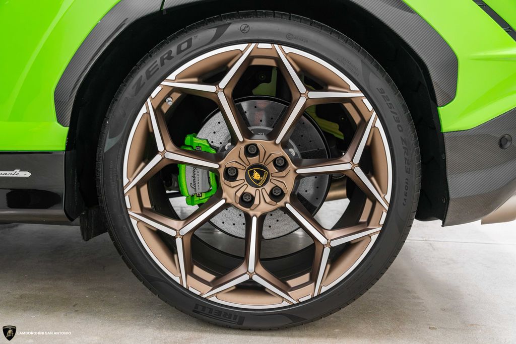 2024 Lamborghini Urus Performante - Photo 7
