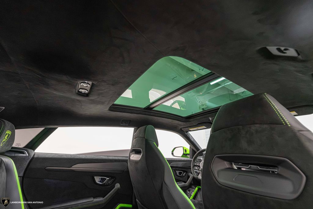 2024 Lamborghini Urus Performante - Photo 28