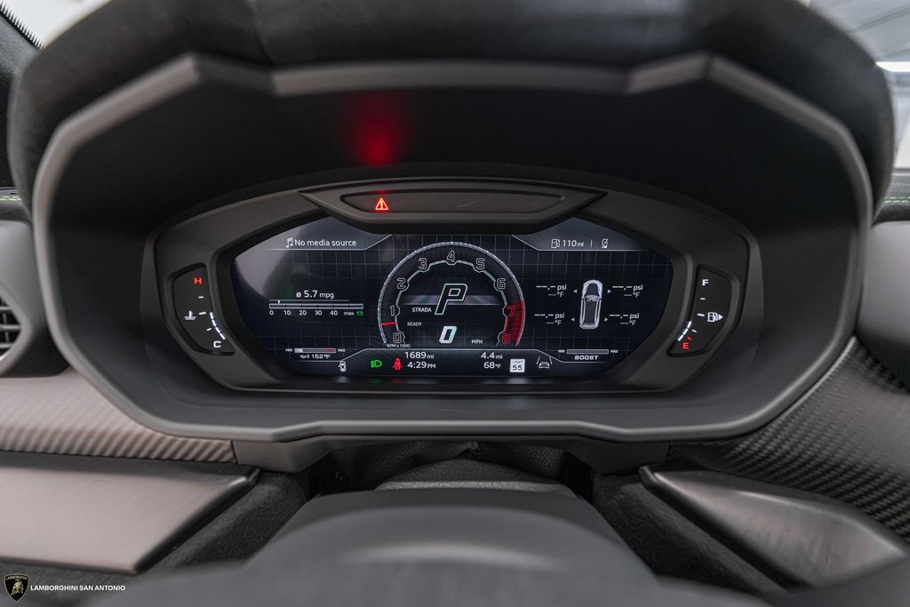 2024 Lamborghini Urus Performante - Photo 42