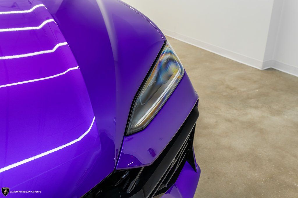 2026 Lamborghini Urus SE - Photo 14